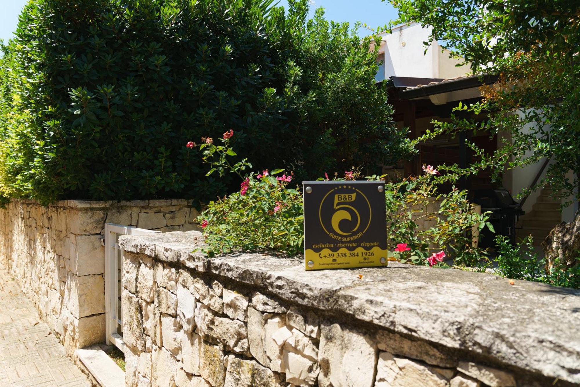 5Suitesuperior Μπάρι Εξωτερικό φωτογραφία